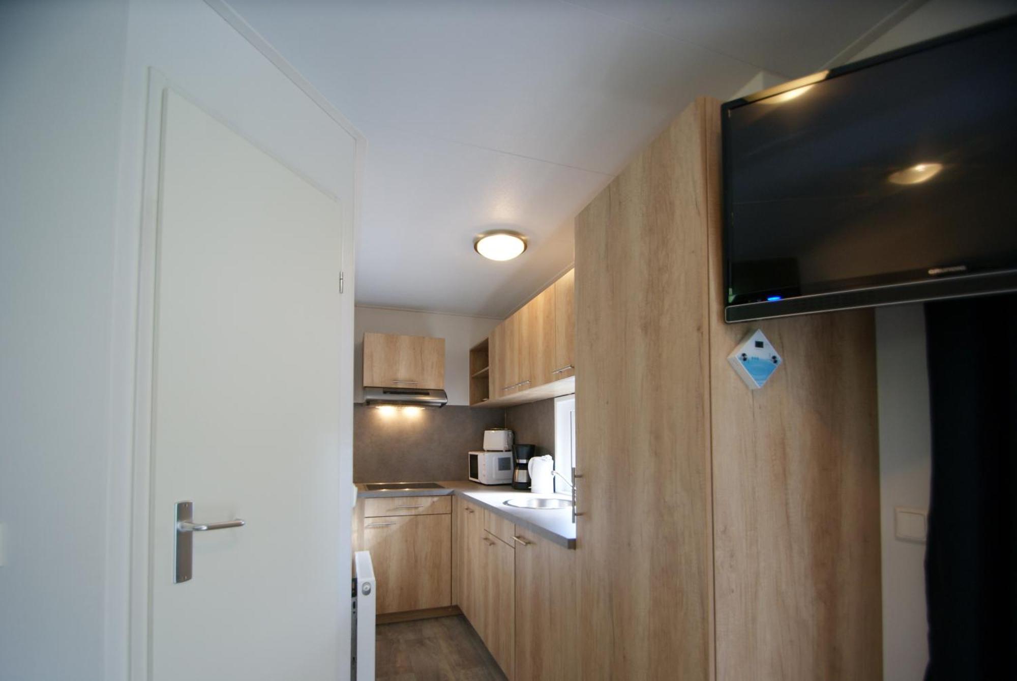 Camping-Und Ferienpark Havelberge Gross Quassow Номер фото