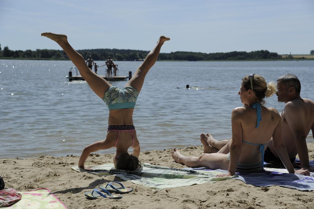 Camping-Und Ferienpark Havelberge Gross Quassow Экстерьер фото
